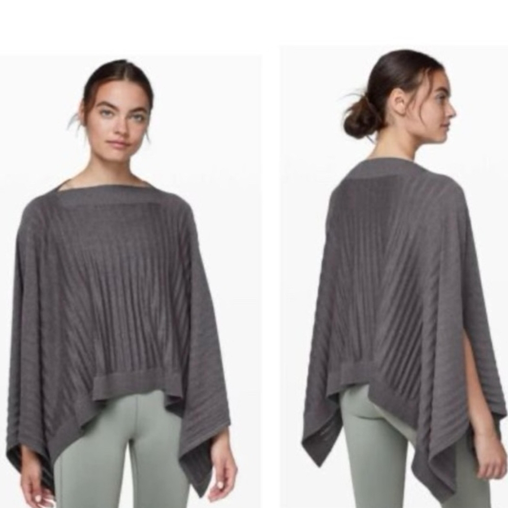 Lululemon Athletica Forward Flow Poncho - Picture 2 of 7